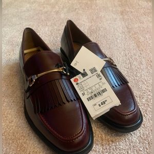 NWT Zara Burgundy Loafers Size 6.5